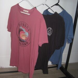 ROCY, RIPCURL, VOLCOM
3 girls shirts included
